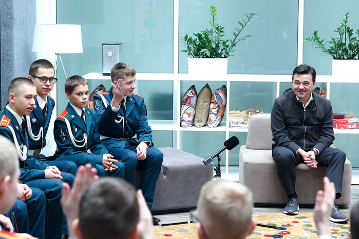 Встреча Губернатора Подмосковья с ребятами из кадетской школы «Корабелы Прионежья»