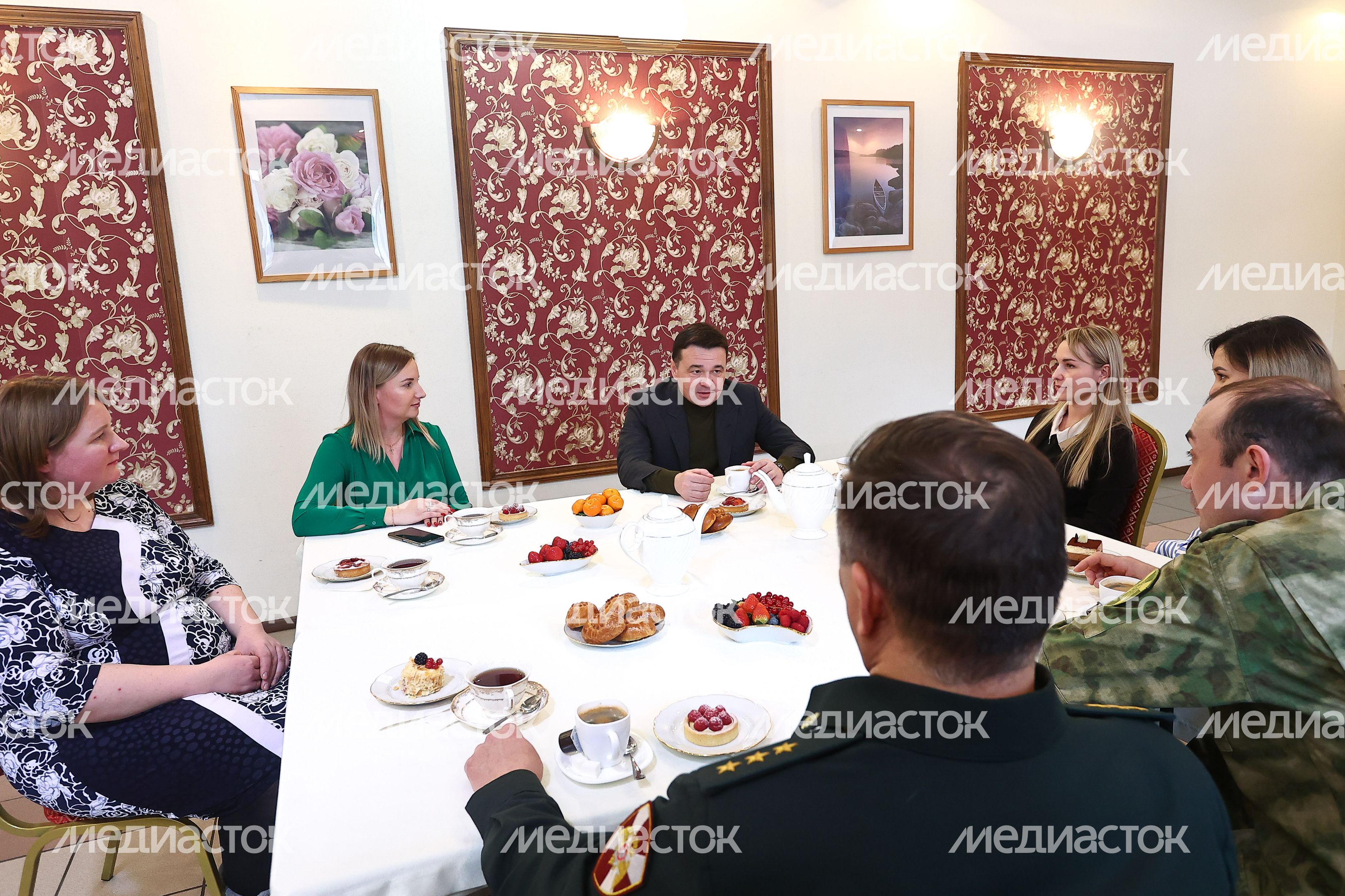 Встреча Губернатора Подмосковья с женами участников СВО