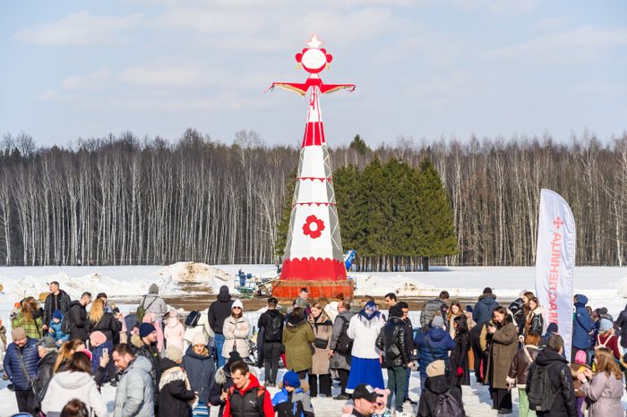 В музее-заповеднике «Горки Ленинские» прошла Арт-Масленица