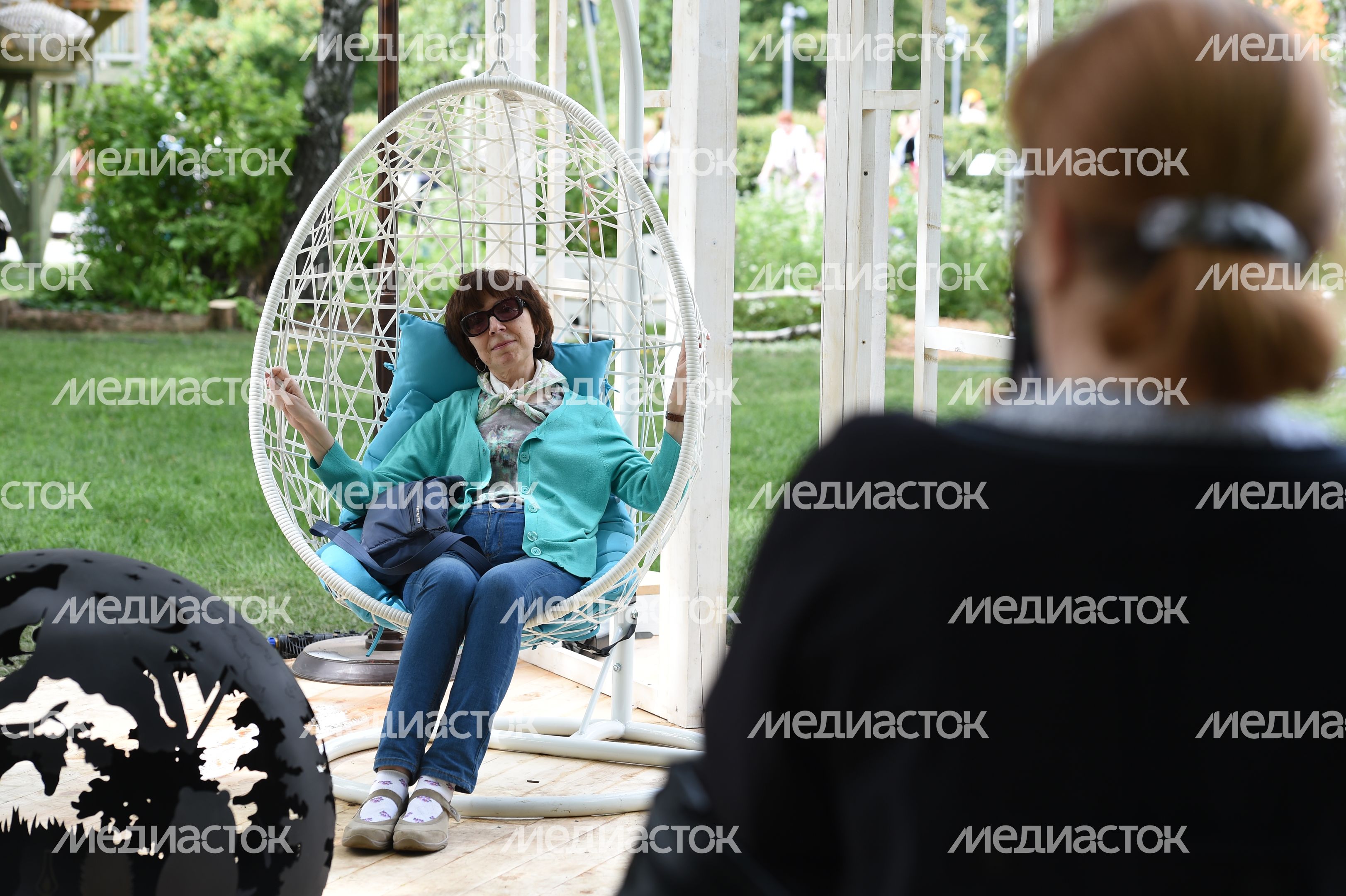 Открытие фестиваля садов и цветов Moscow Flower Show в парке «Музеон» в Москве Открытие фестиваля садов и цветов Moscow Flower Show в парке «Музеон» в Москве