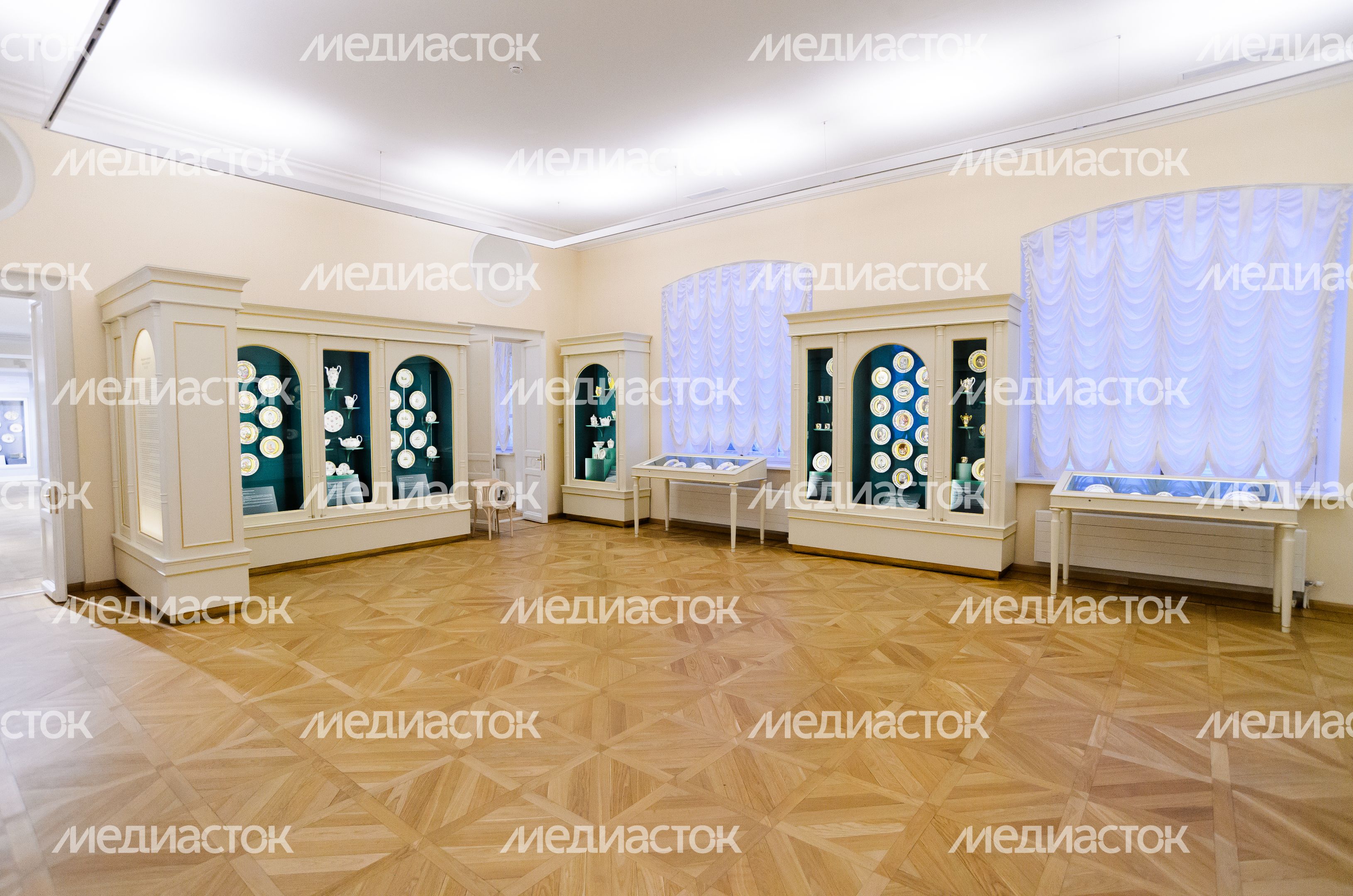 Красногорск. Усадьба Архангельское. Выставка «Фарфоровое заведение» Красногорск. Усадьба Архангельское. Выставка «Фарфоровое заведение»