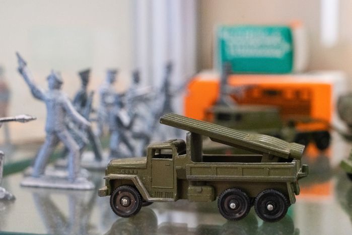 V Ежегодная выставка «Миниатюра для творческой молодежи» в Барвихинской школе