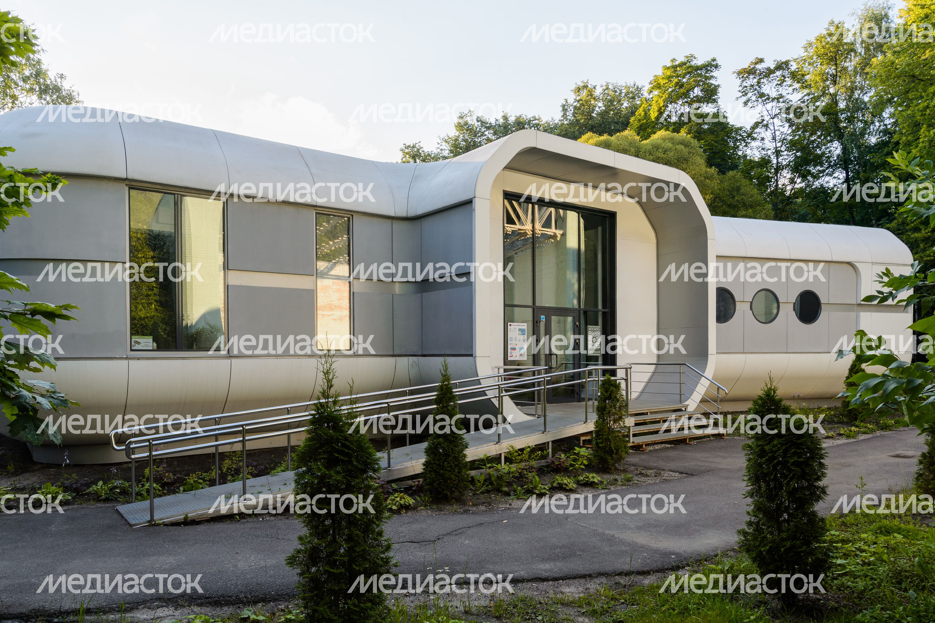 Королев. Центральный городской парк Королев. Центральный городской парк