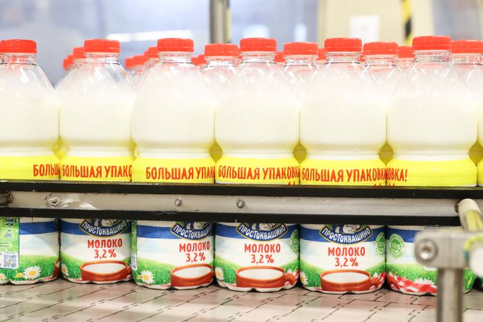 Молкомбинат "Чеховский" - самый большой завод молочной продукции в России