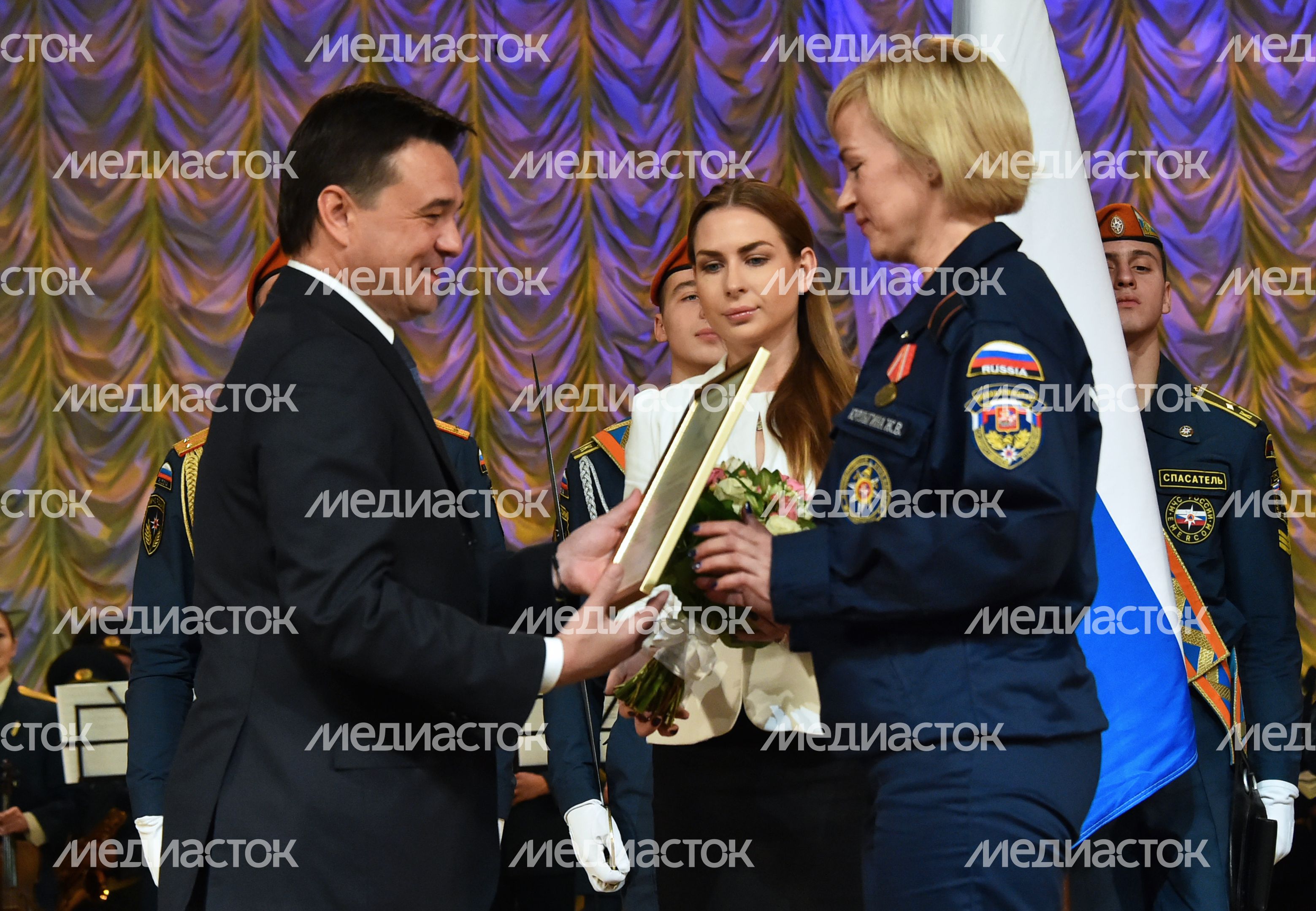 А. Воробьев поздравил спасателей с профессиональным праздником