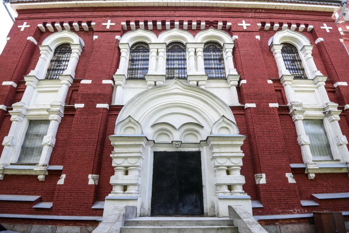 Александро-Невский монастырь в деревне Маклаково