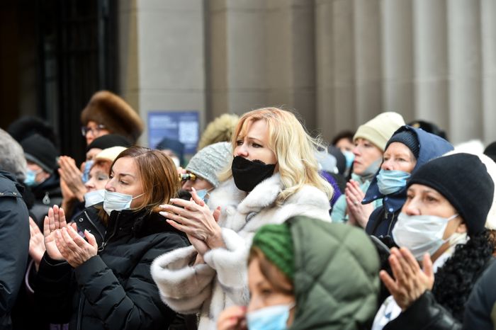 Церемония прощания с актером Василием Лановым в московском театре имени Вахтангова