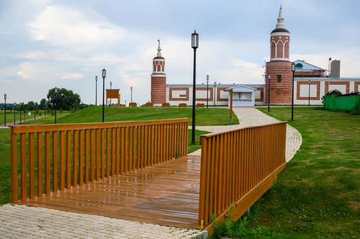 Богородице-Рождественский Бобренев мужской монастырь в селе Старое Бобренево округа Коломна