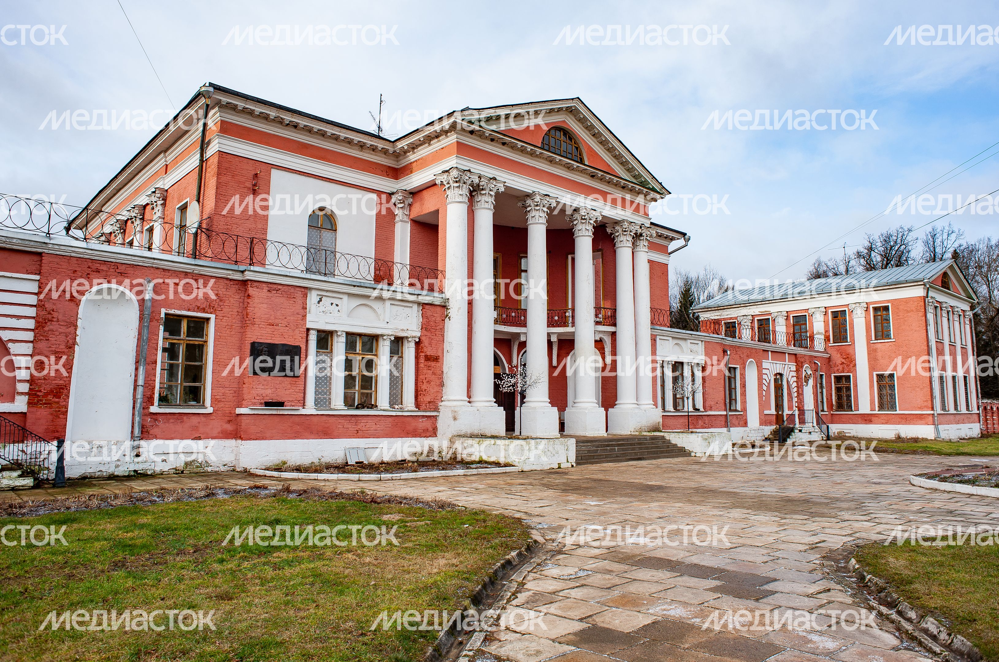 Виды села Ярополец