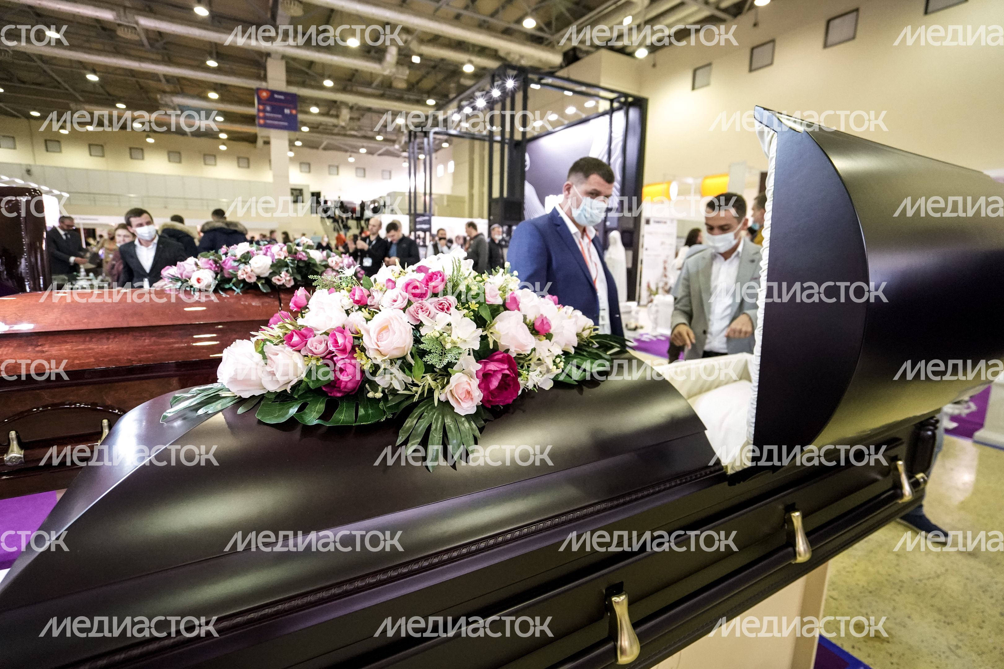 Международная выставка Некрополь-2021