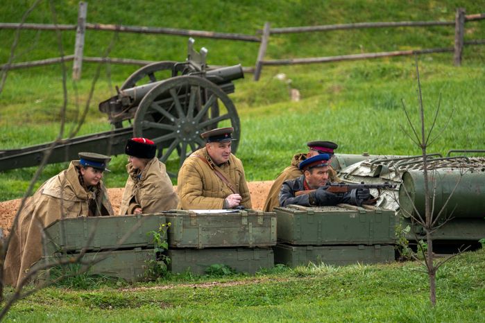 Военно-историческая реконструкция «Последний провыв. Суровая осень 41-го года» в Центральном парке «Патриот»