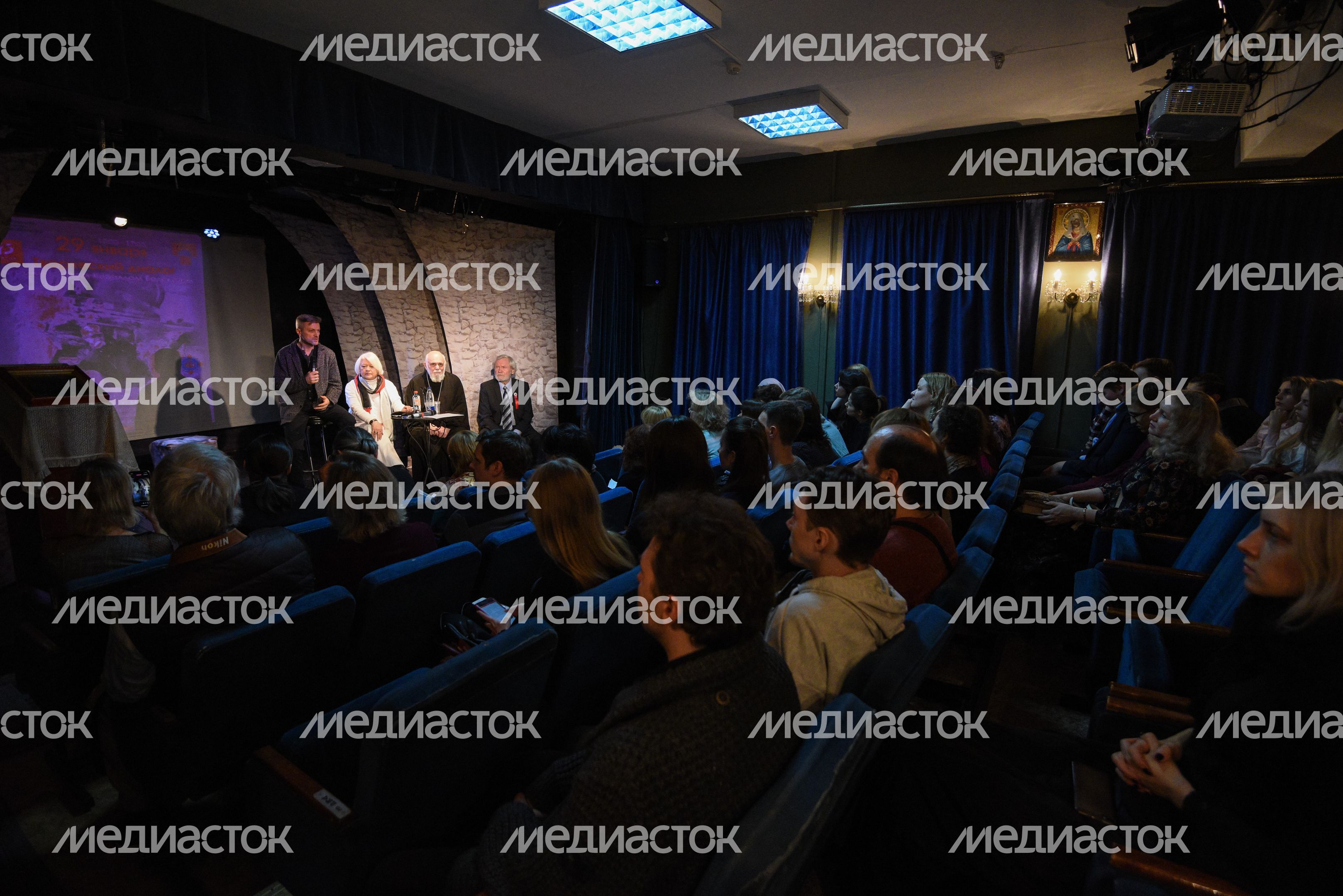 Встреча‑диалог режиссера Кирилла Белевича со зрителями в столичном театре «Глас»