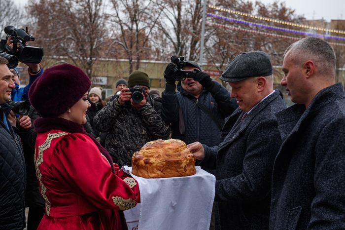 Торжественная встреча космонавтов и астронавтов 67-й длительной экспедиции на МКС