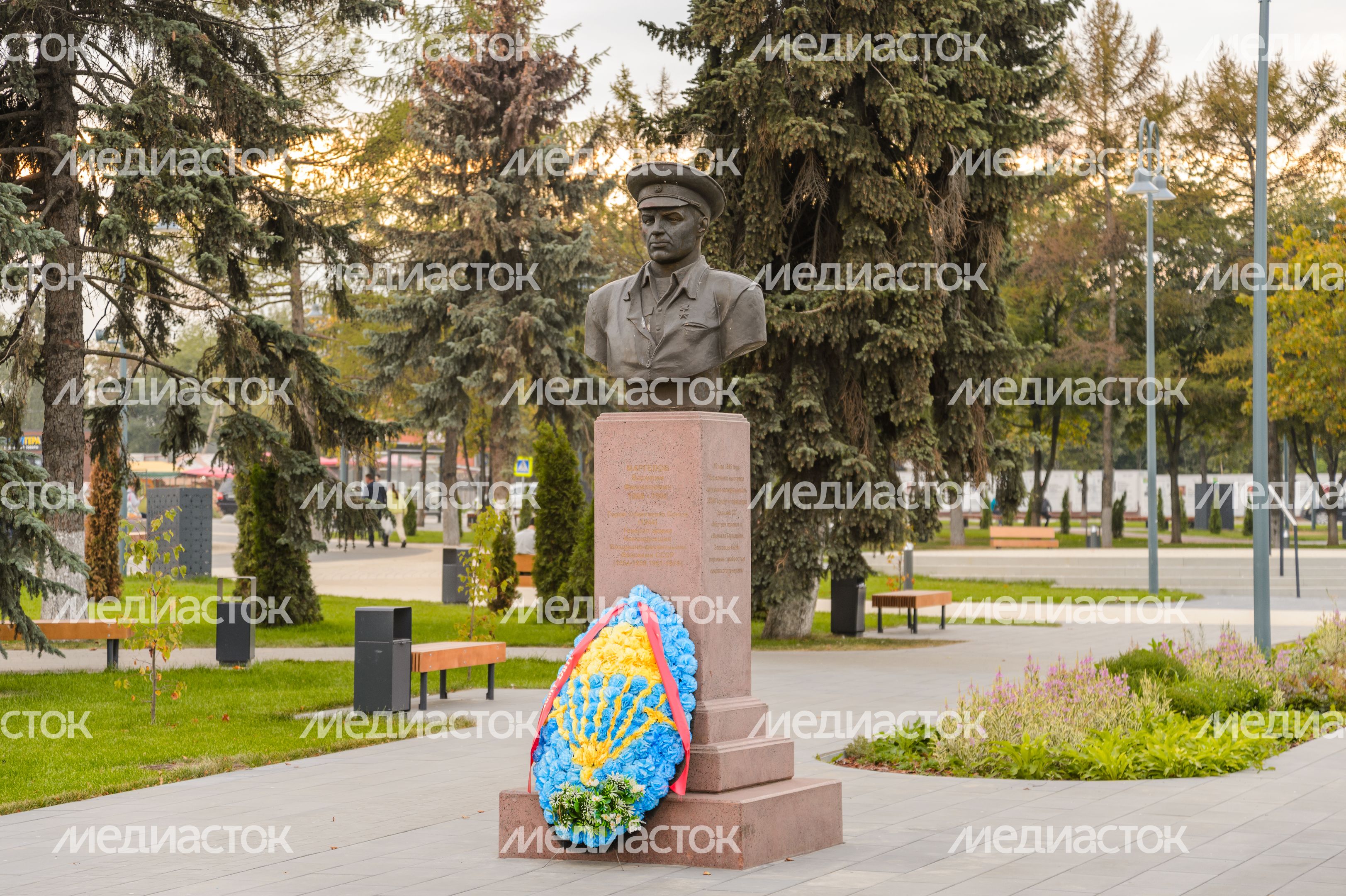 Бронницы. Бюст В.Ф. Маргелова Бронницы. Бюст В.Ф. Маргелова