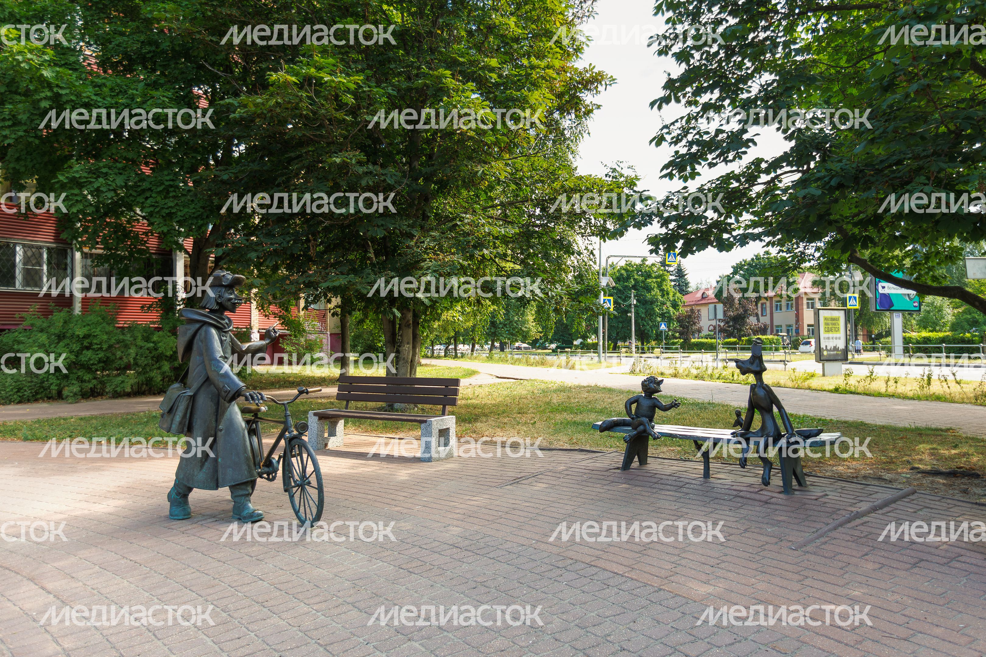 Жанровая скульптура «Трое из Простоквашино» на улице Михалевича в Раменском Жанровая скульптура «Трое из Простоквашино» на улице Михалевича в Раменском