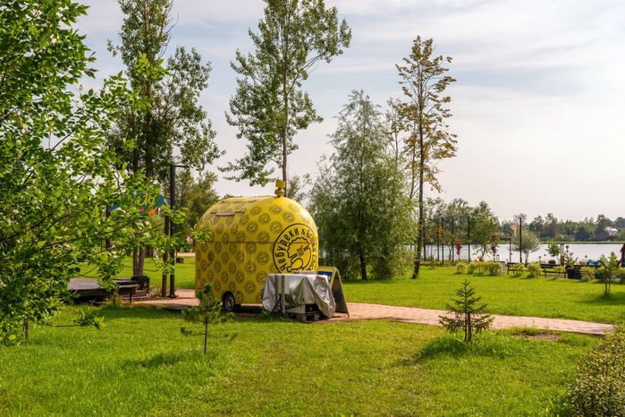 Точка питаания в парке культуры и отдыха «Солнечный берег» поселка Запрудня Талдомского округа