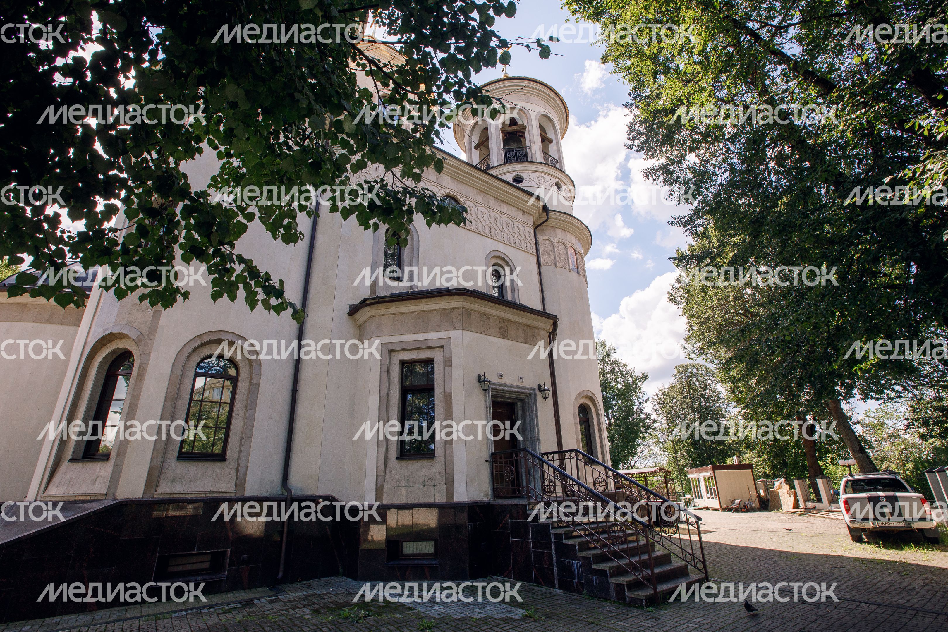 Звенигород. Храм Вознесения Господня Звенигород. Храм Вознесения Господня