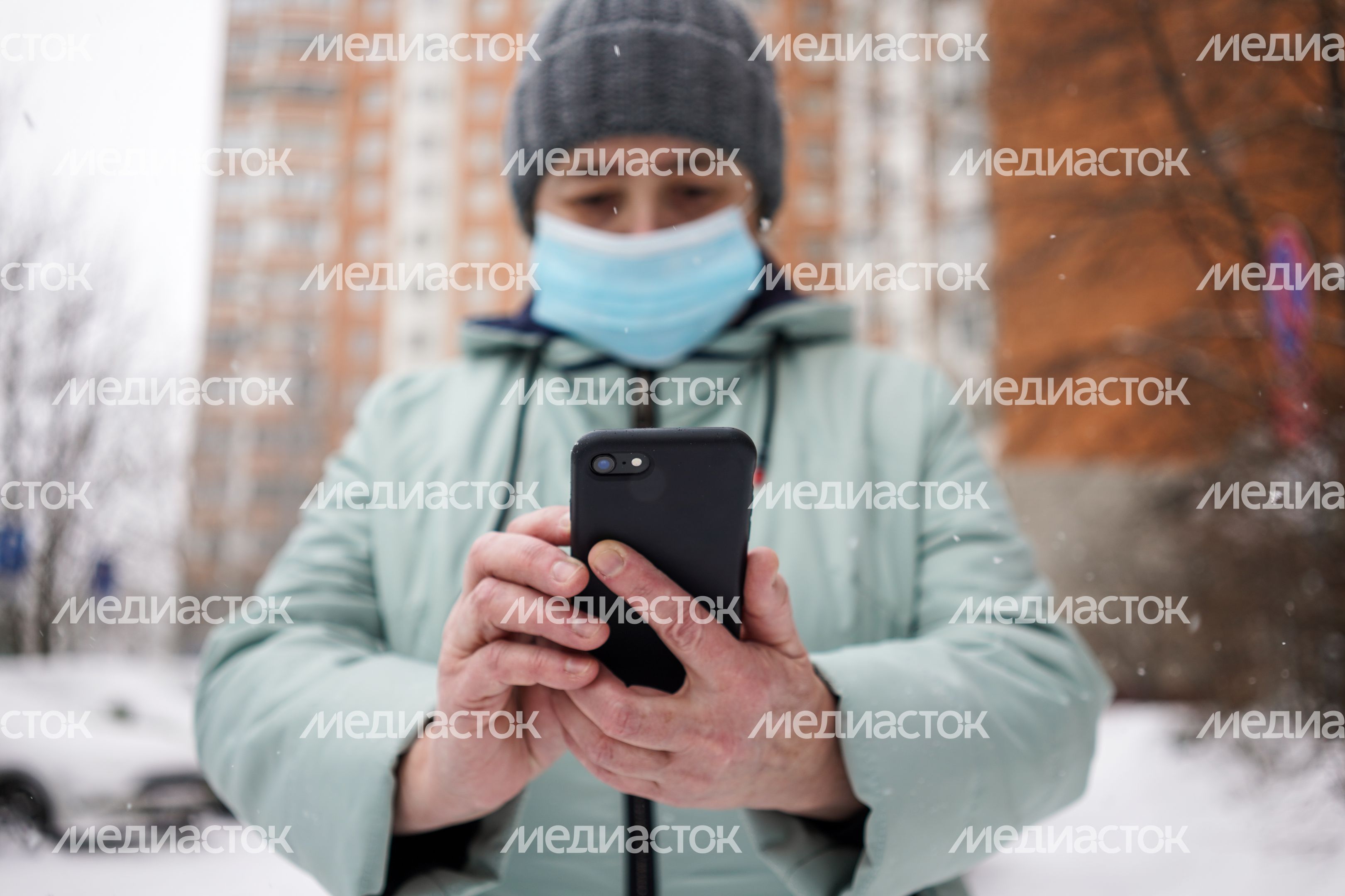 Мобильные телефоны