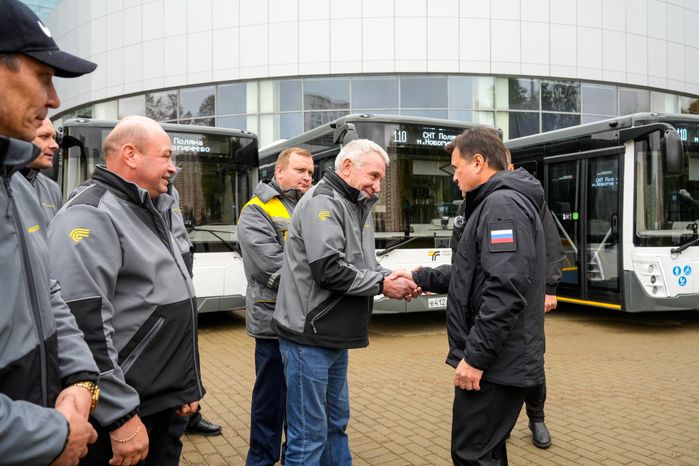 Андрей Воробьев передал партию новых автобусов округам Подмосковья