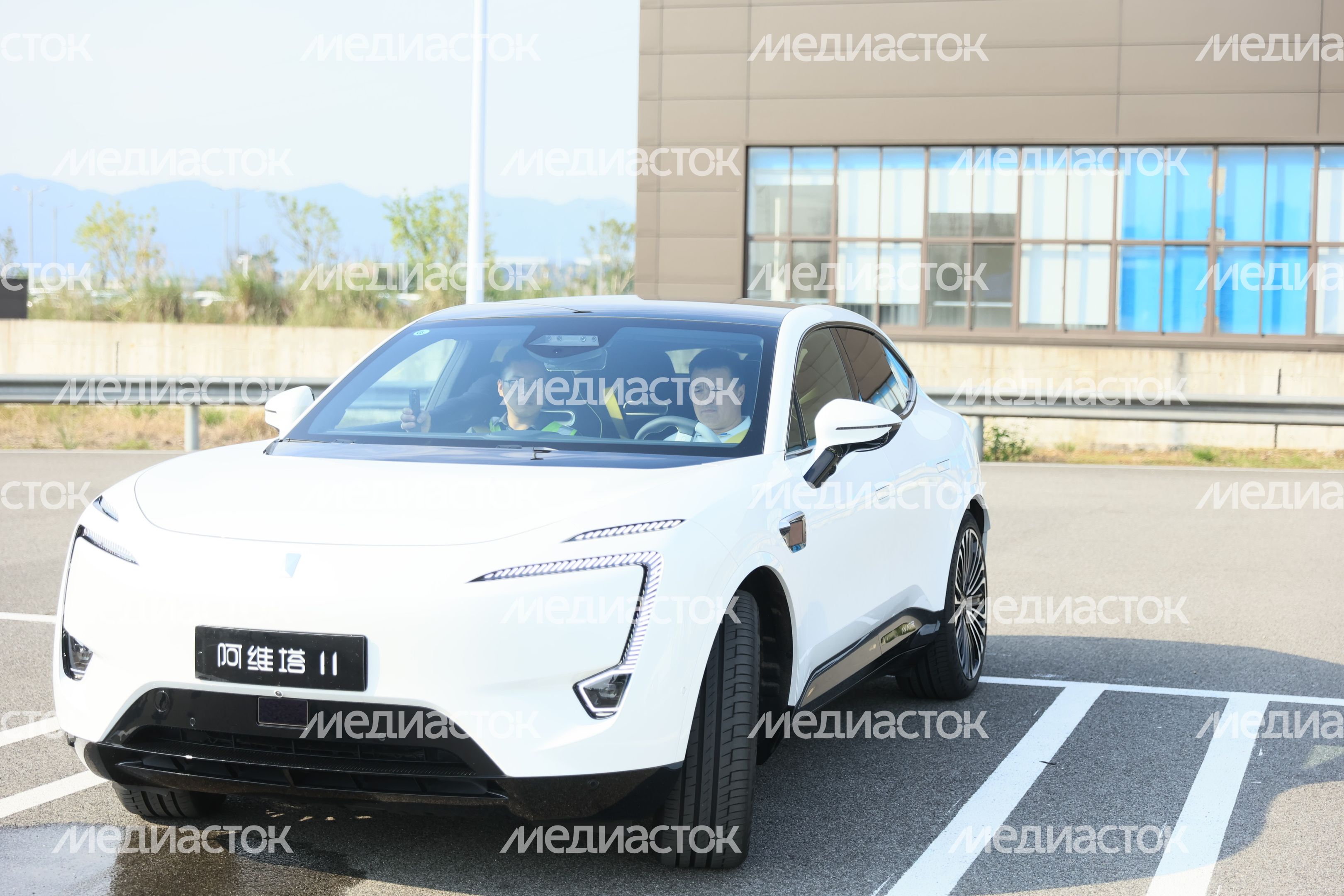 Посещение автозавода Changan Automobile Group в Китае Губернатором Подмосковья