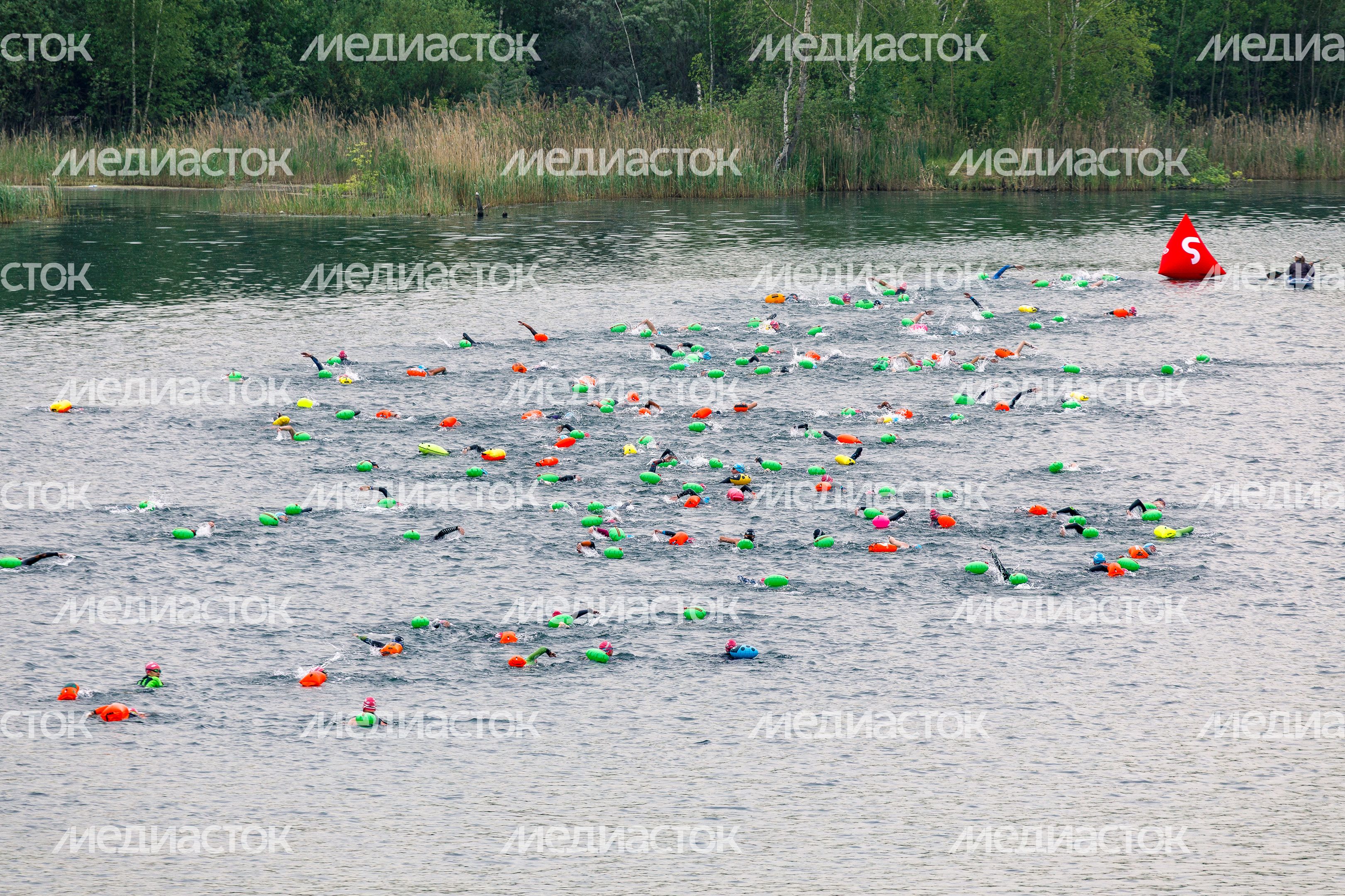 Заплыв на открытой воде Swimcup на Кореневском карьере в Люберцах Заплыв на открытой воде Swimcup на Кореневском карьере в Люберцах