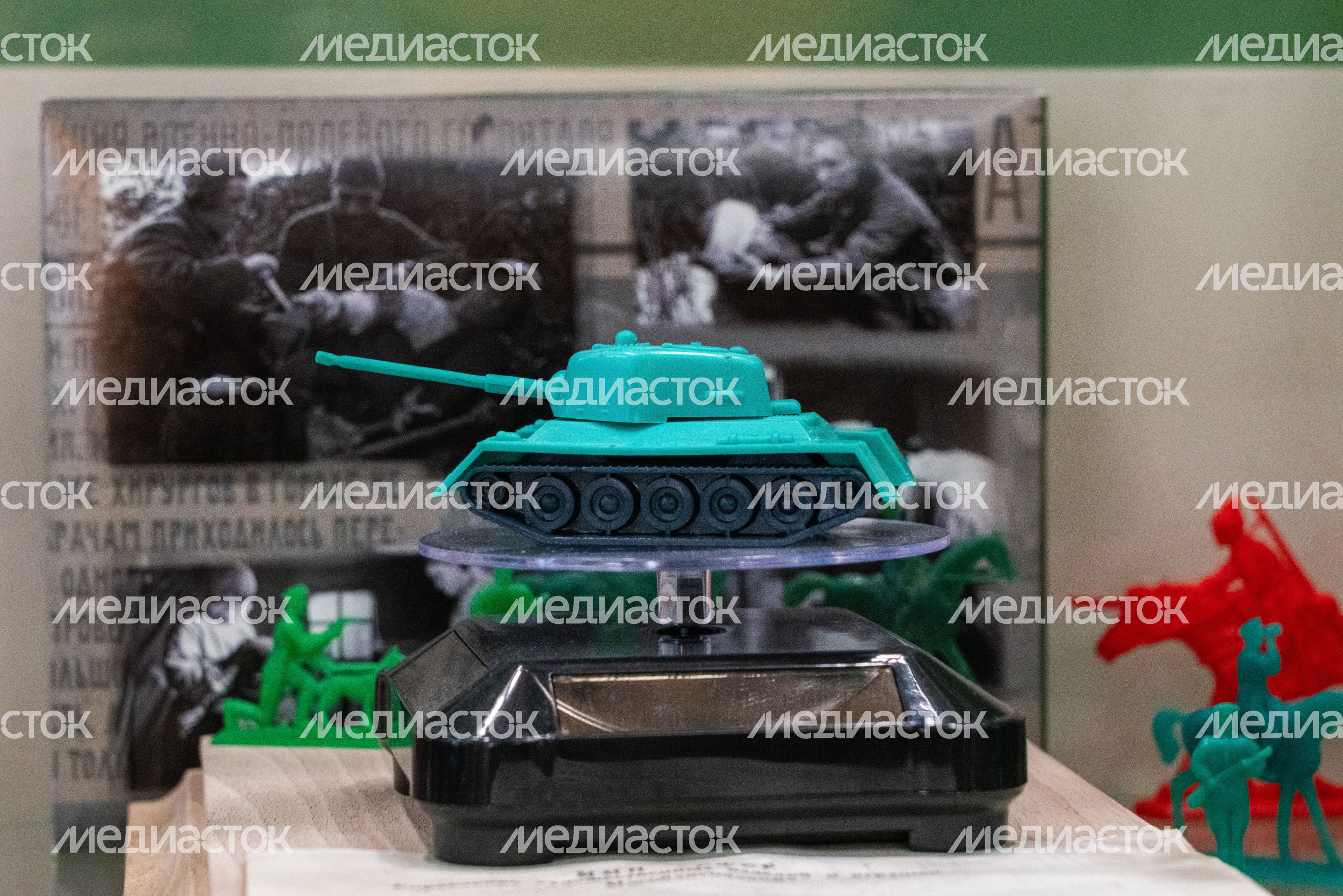 V Ежегодная выставка «Миниатюра для творческой молодежи» в Барвихинской школе