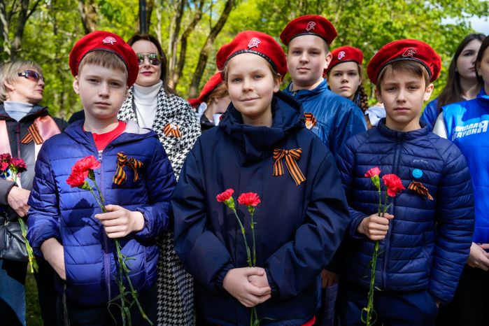 Зажжение Вечного огня в Королеве