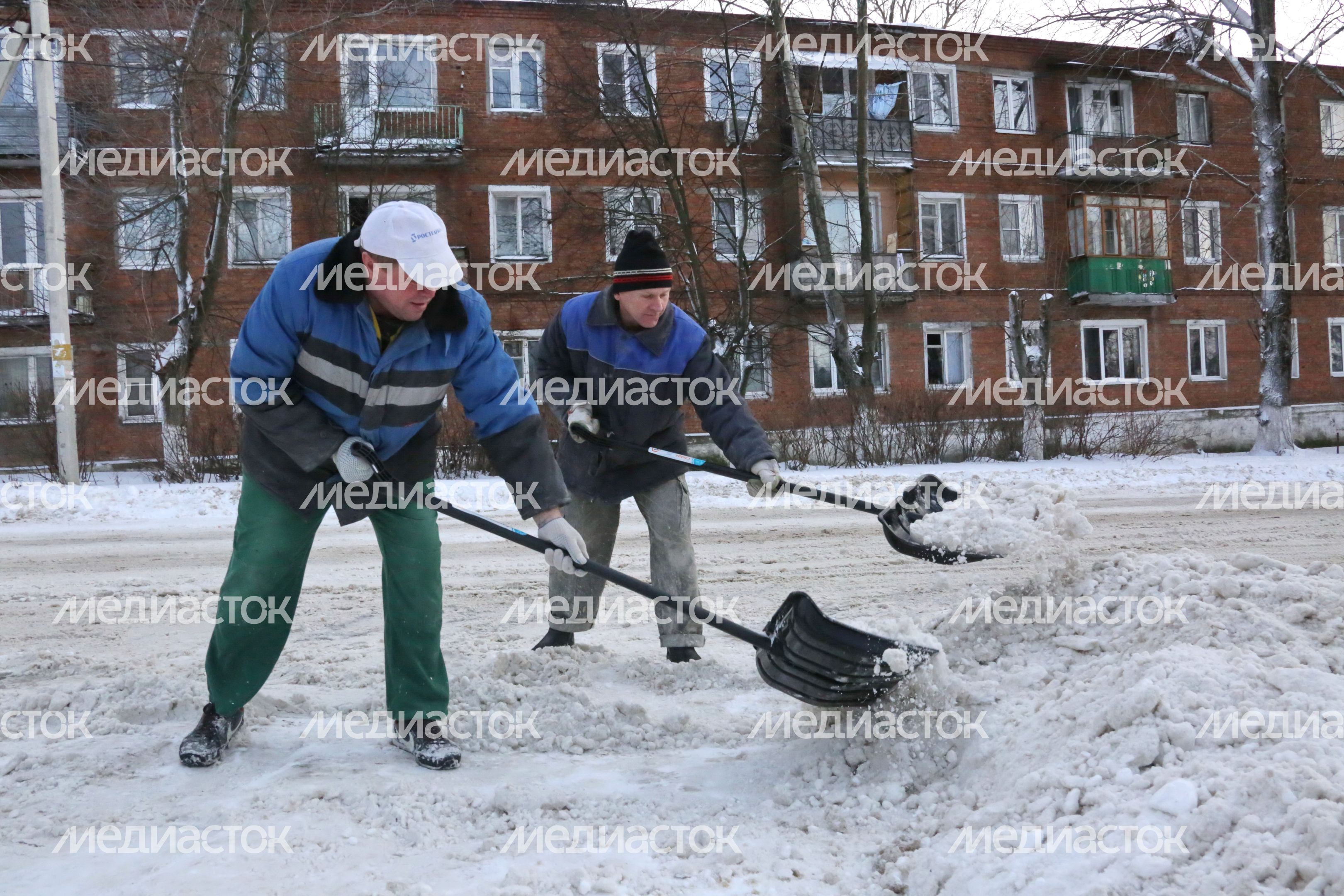 Уборка снега в Кашире