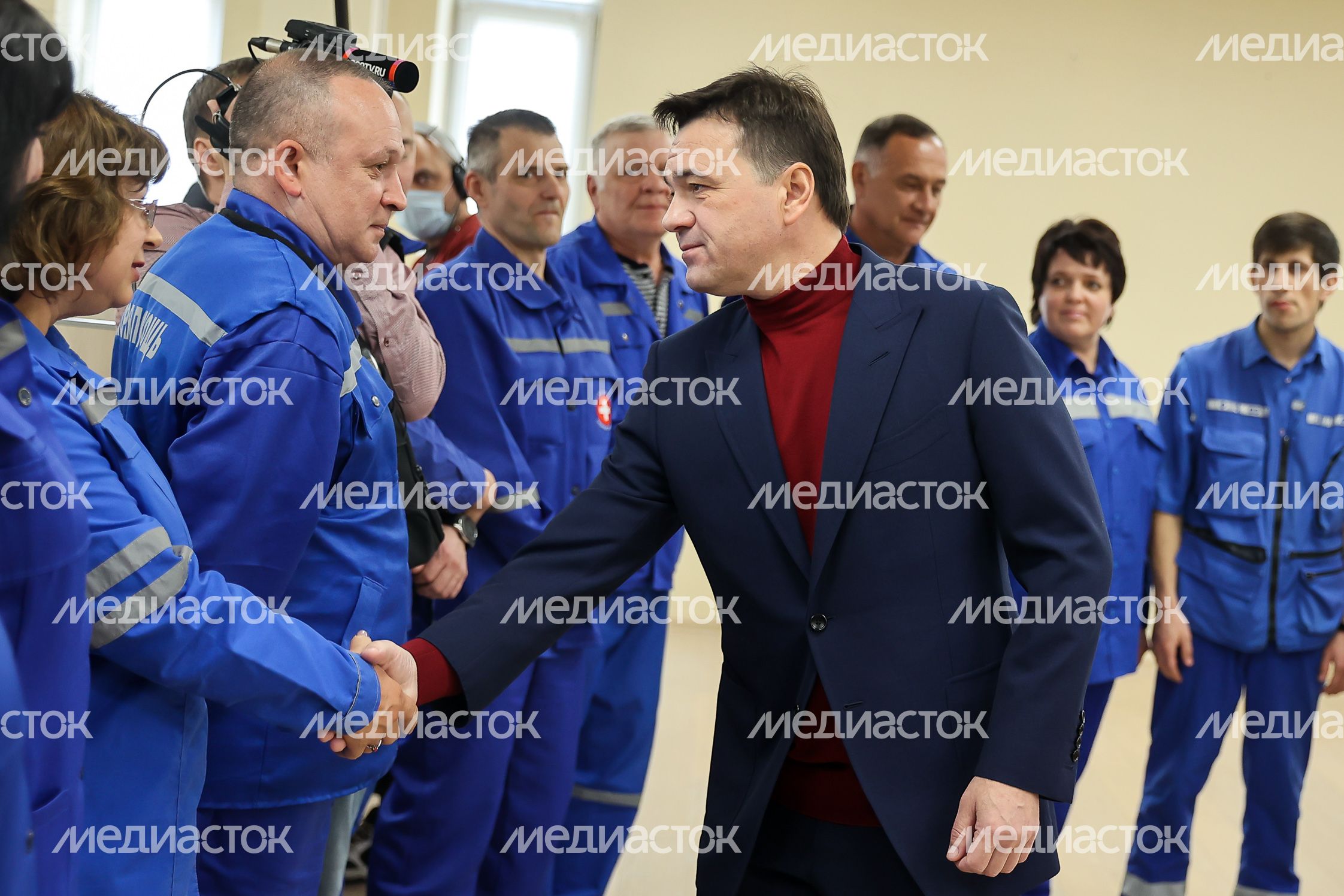 Поздравление Губернатором Подмосковья сотрудников Московской областной станции скорой медицинской помощи с профессиональным праздником