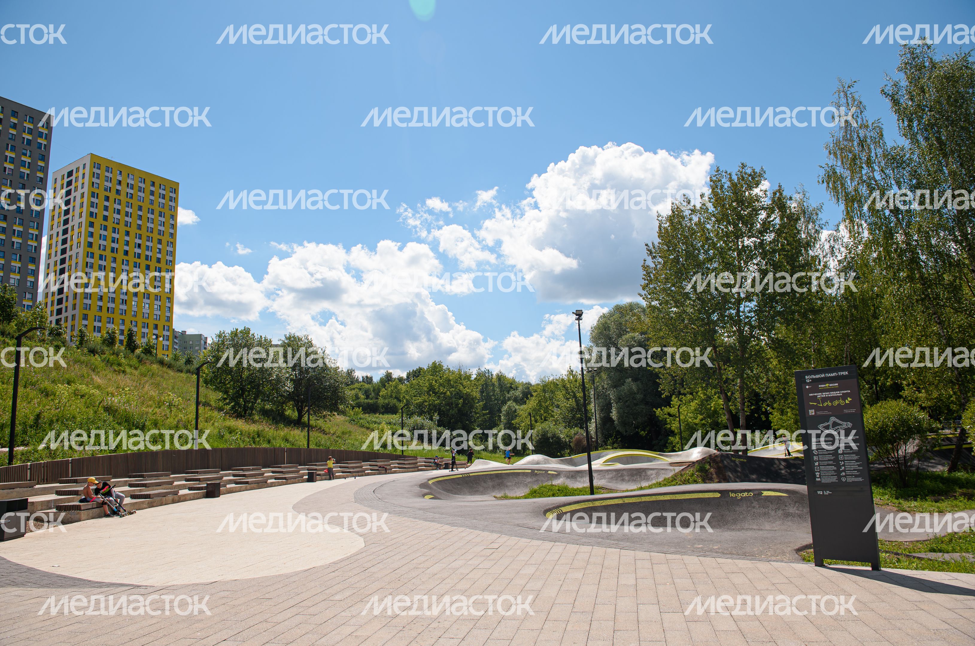 Летние виды Парка Экоберег