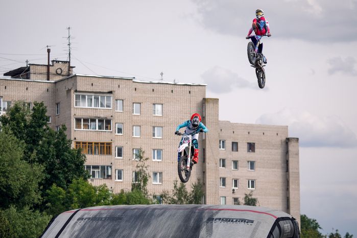 Шоу команды мотофристайла FMX13 в Лобне