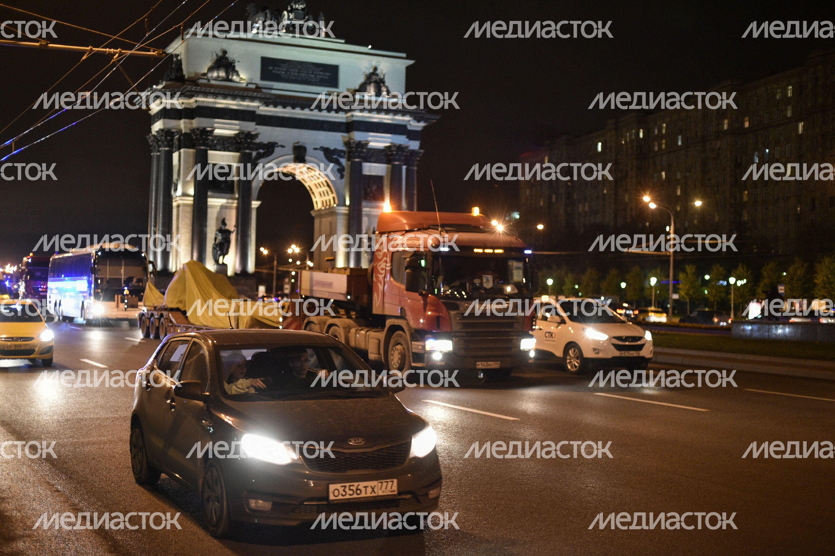 Установка памятника князю Владимиру в Москве