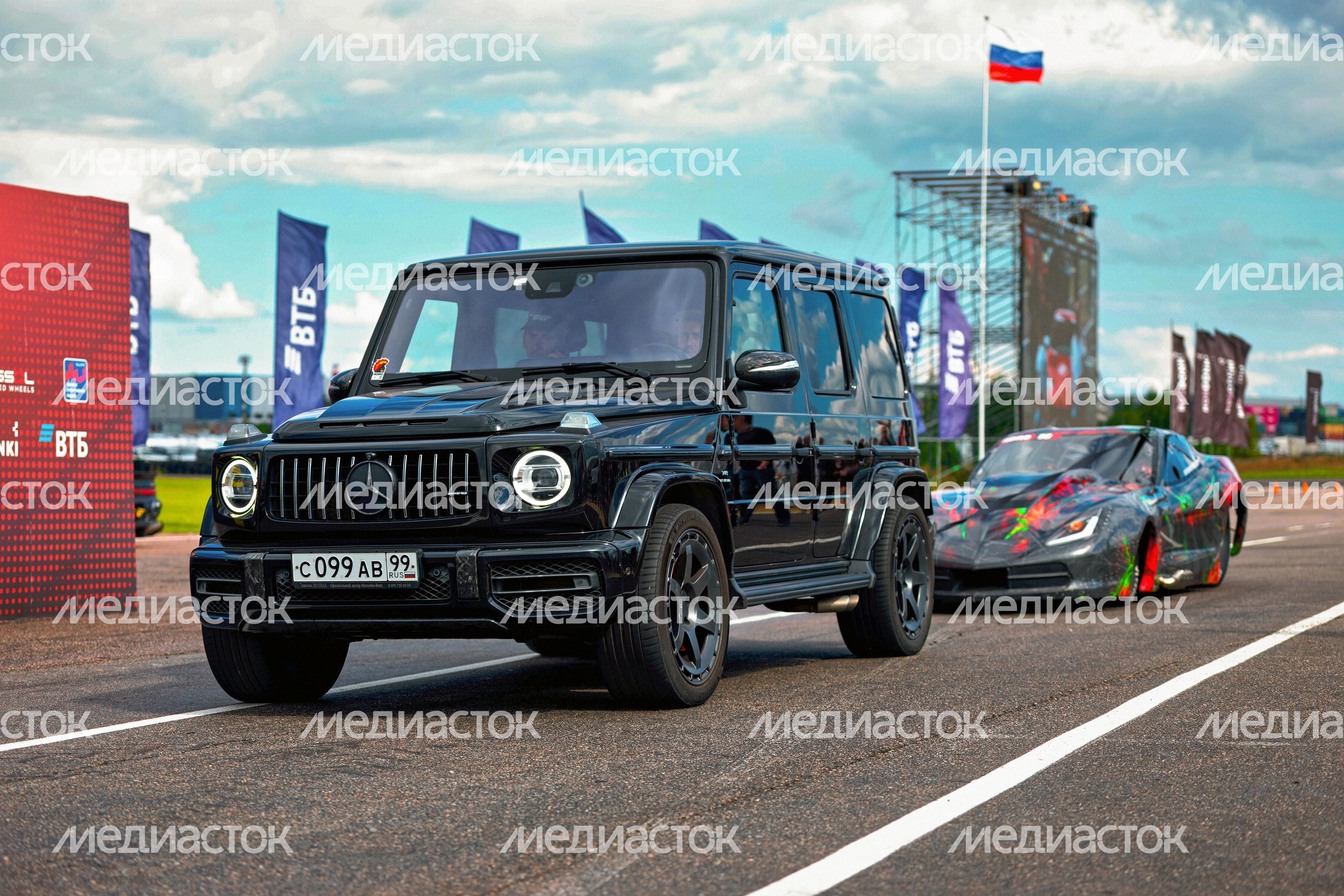 Чемпионат и Кубок России по дрэг-рейсингу RDRC 2026. Заезд автомобилей на автодроме RDRC Racepark в Раменском округе Чемпионат и Кубок России по дрэг-рейсингу RDRC 2026. Заезд автомобилей на автодроме RDRC Racepark в Раменском округе