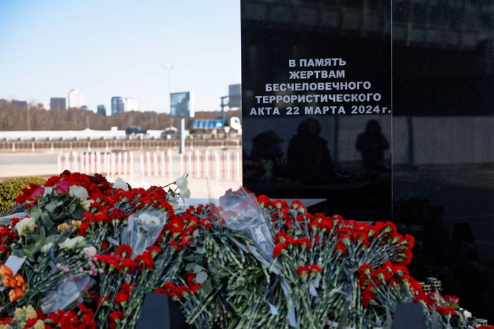 Мемориал в память о жертвах теракта в «Крокус Сити Холле» в Красногорске