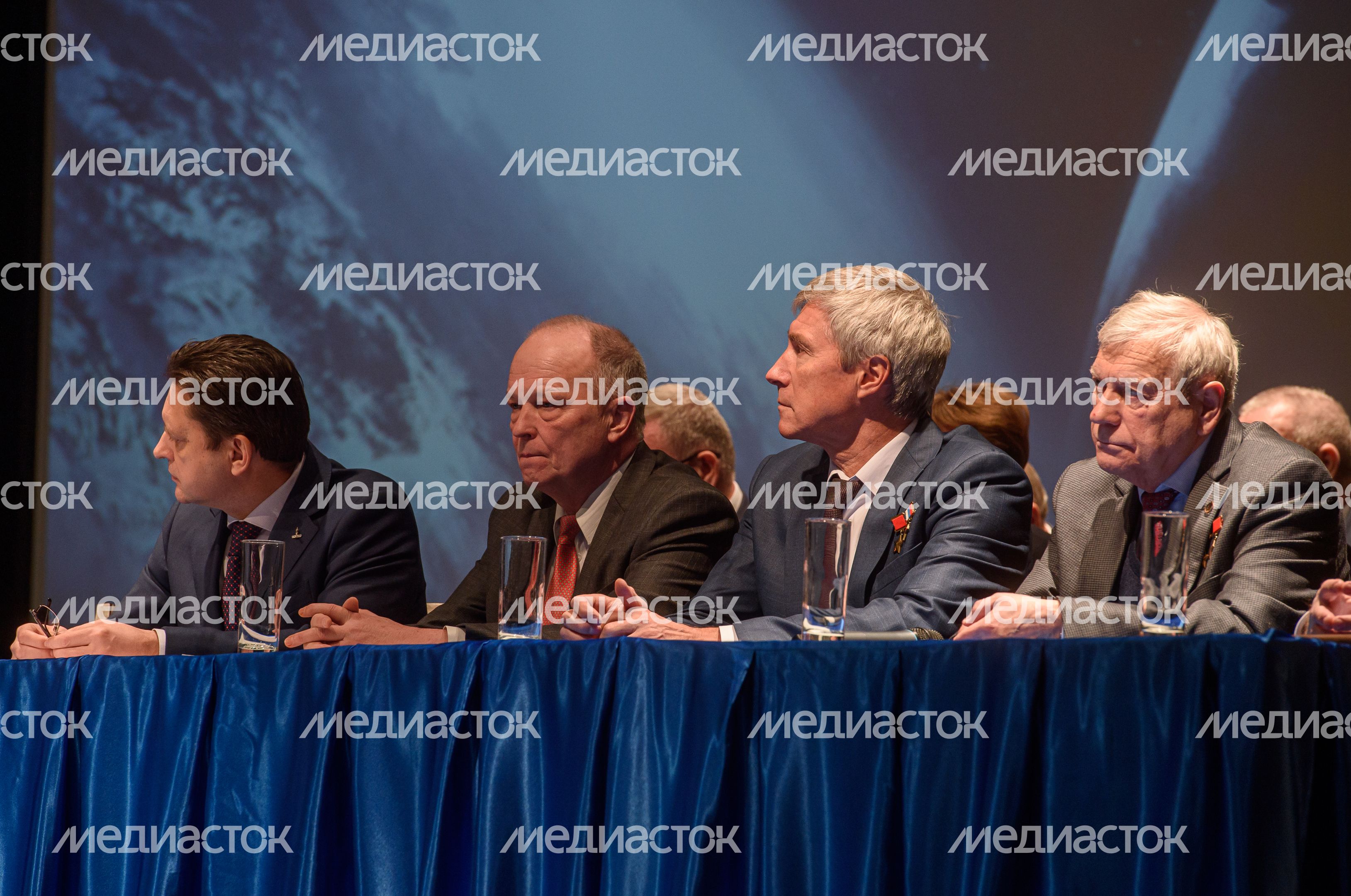 Торжественная встреча космонавтов и астронавтов 67-й длительной экспедиции на МКС