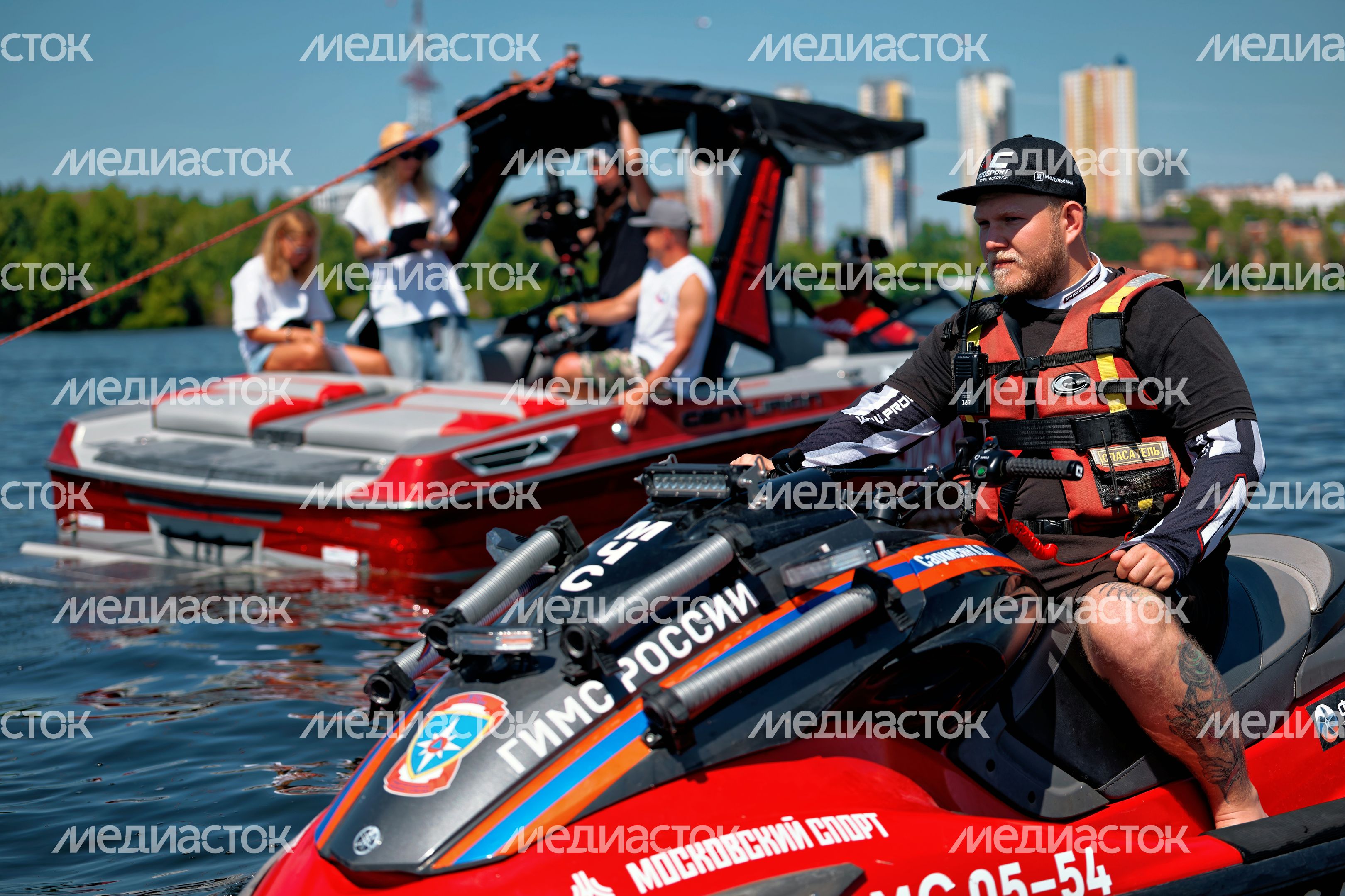 Всероссийские соревнования по серфингу в дисциплинах «вейксерфинг» и «вейкским» на пляже «Рублево» в Красногорске Всероссийские соревнования по серфингу в дисциплинах «вейксерфинг» и «вейкским» на пляже «Рублево» в Красногорске