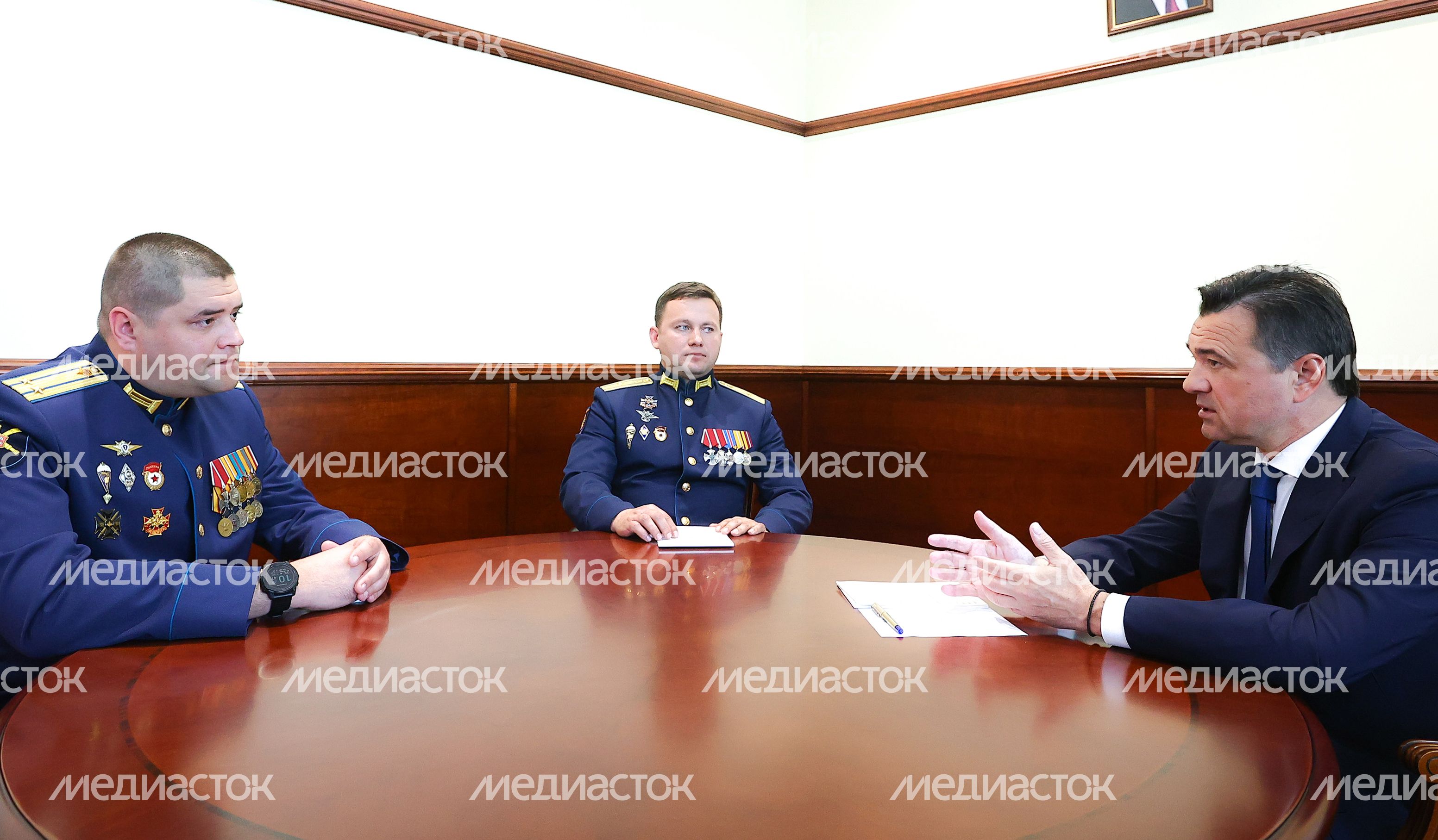 Губернатор встретился  с участниками президентской программы «Время героев»