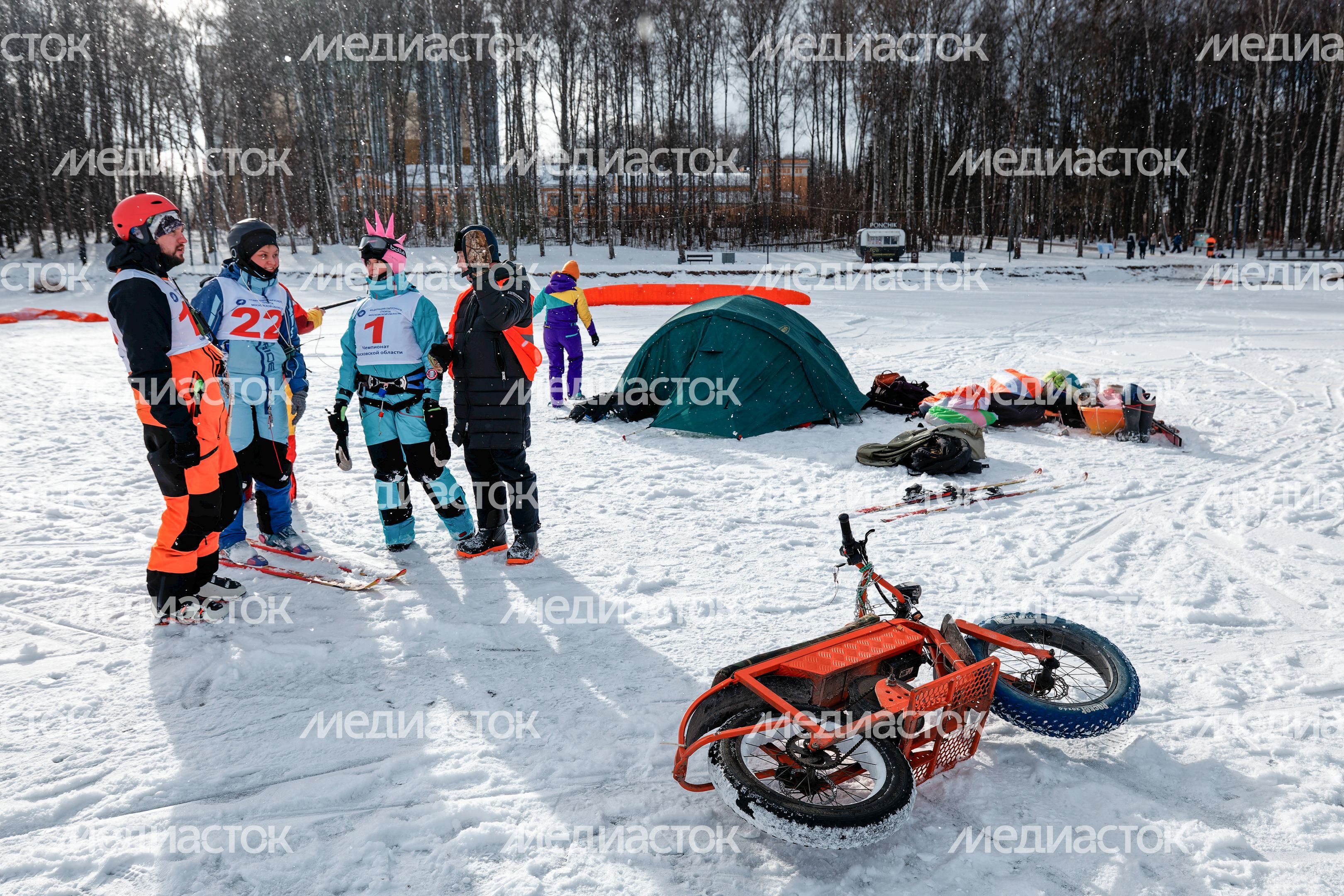 Чемпионат Московской области по сноукайтингу в Солнечногорске Чемпионат Московской области по сноукайтингу в Солнечногорске