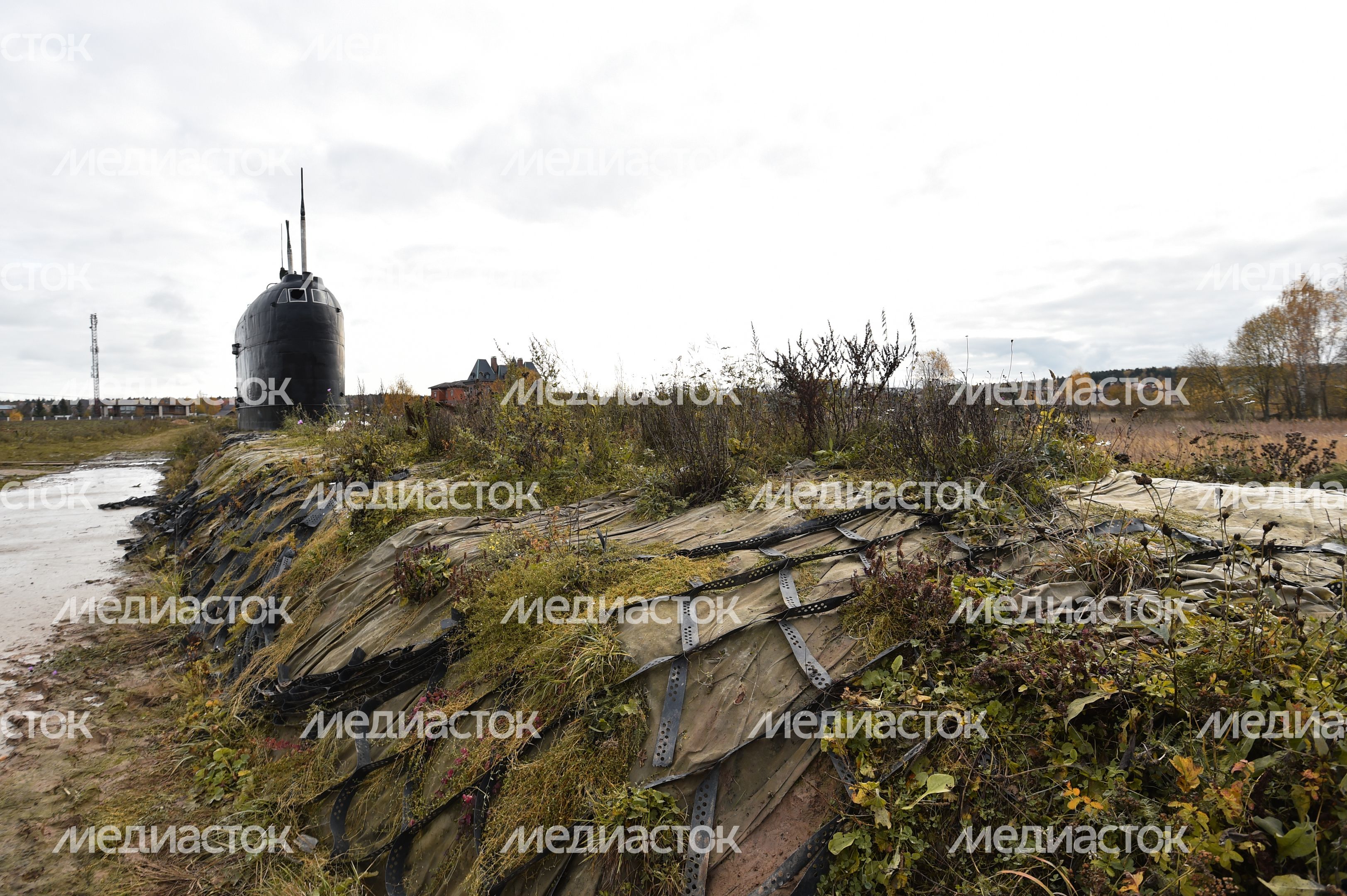 Памятник подводной лодке К-19 и виды села Никульское