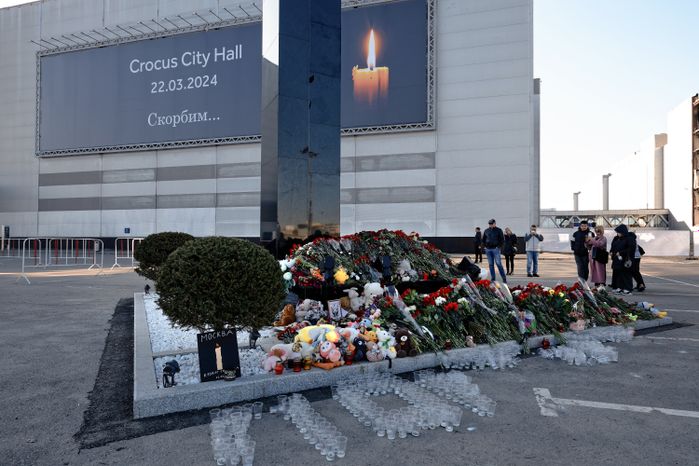 Мемориал в память о жертвах теракта в «Крокус Сити Холле» в Красногорске