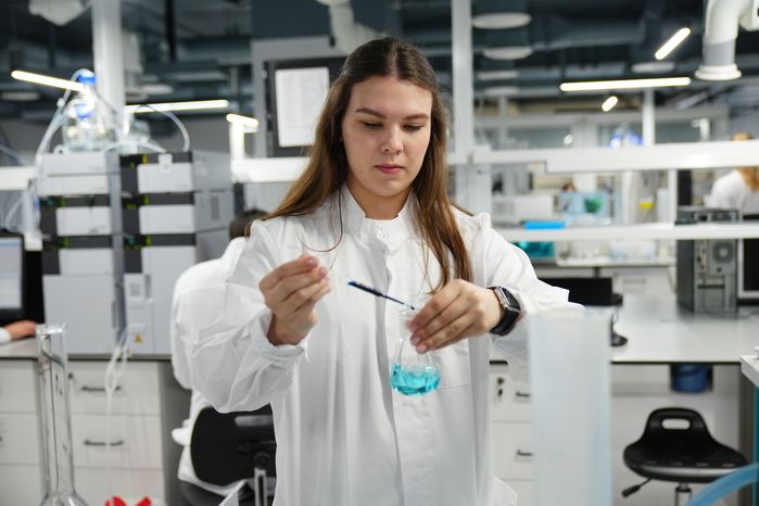 Губернатору представили проект развития R&D-Центра фармкомпании «Биннофарм Групп» в Красногорске