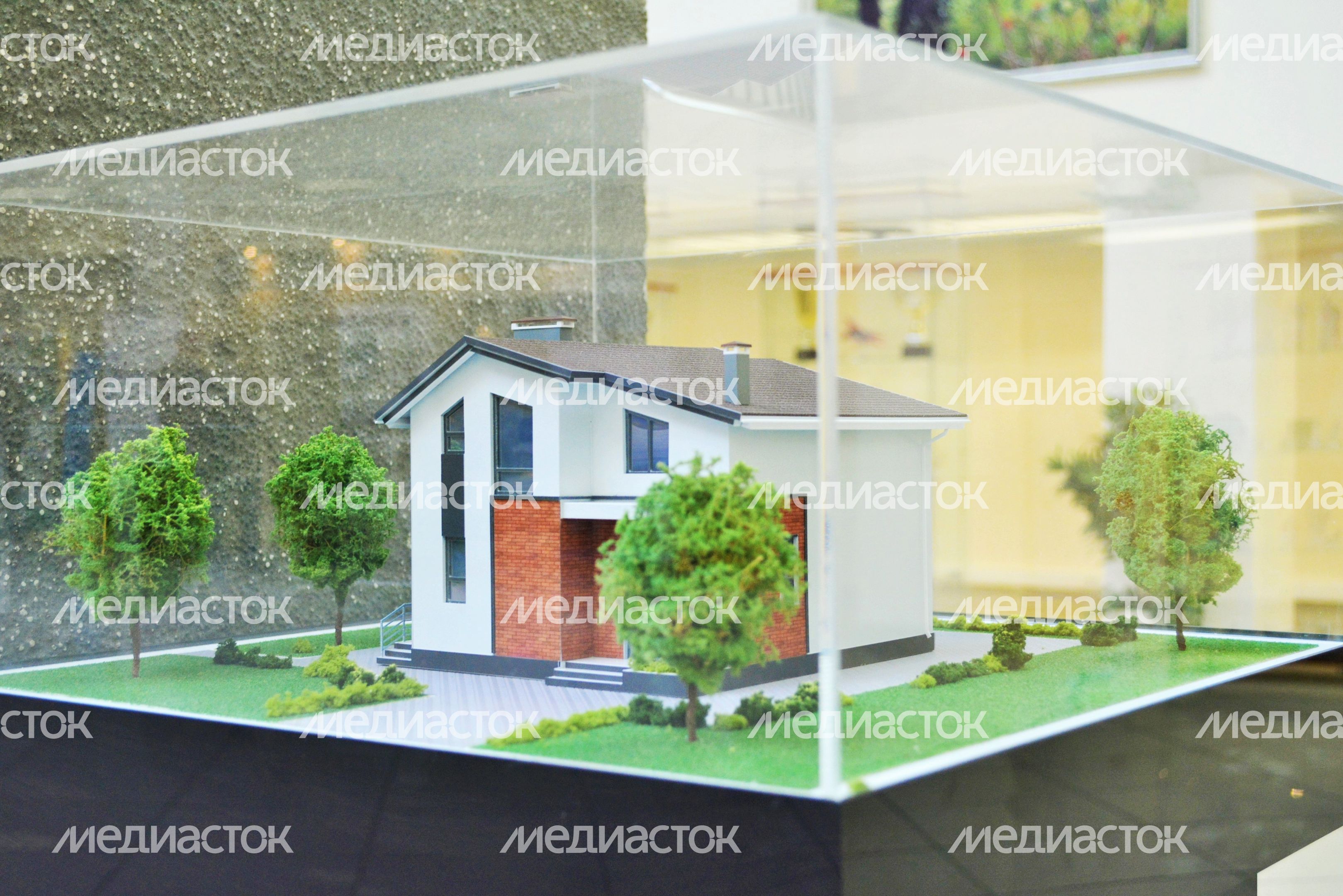 Выставка технологий для капремонта в Доме Правительства МО