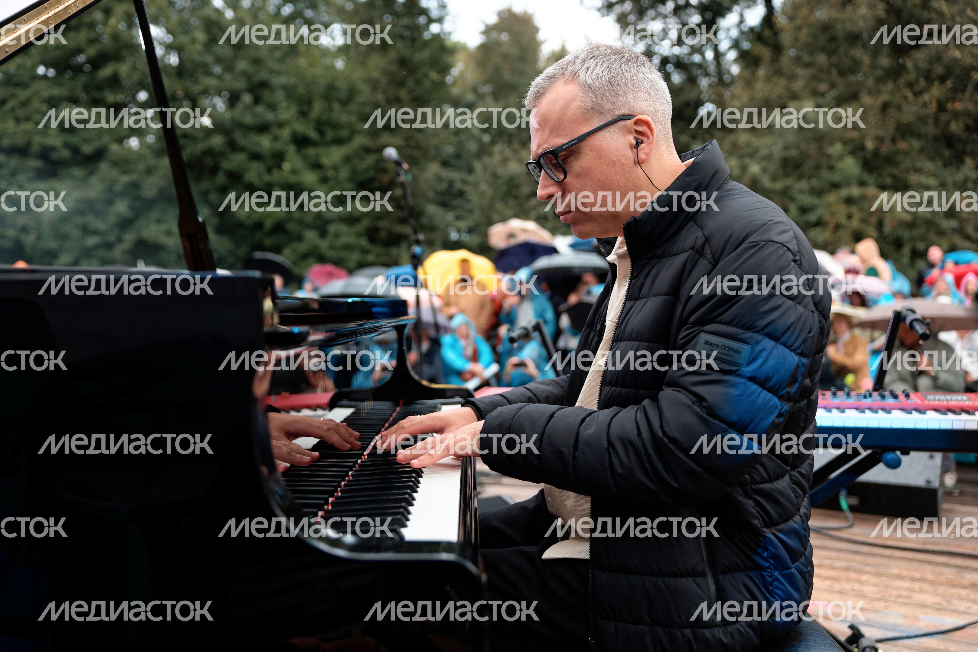 XI Международный фестиваль "Jazzовые сезоны" в Архангельском XI Международный фестиваль "Jazzовые сезоны" в Архангельском