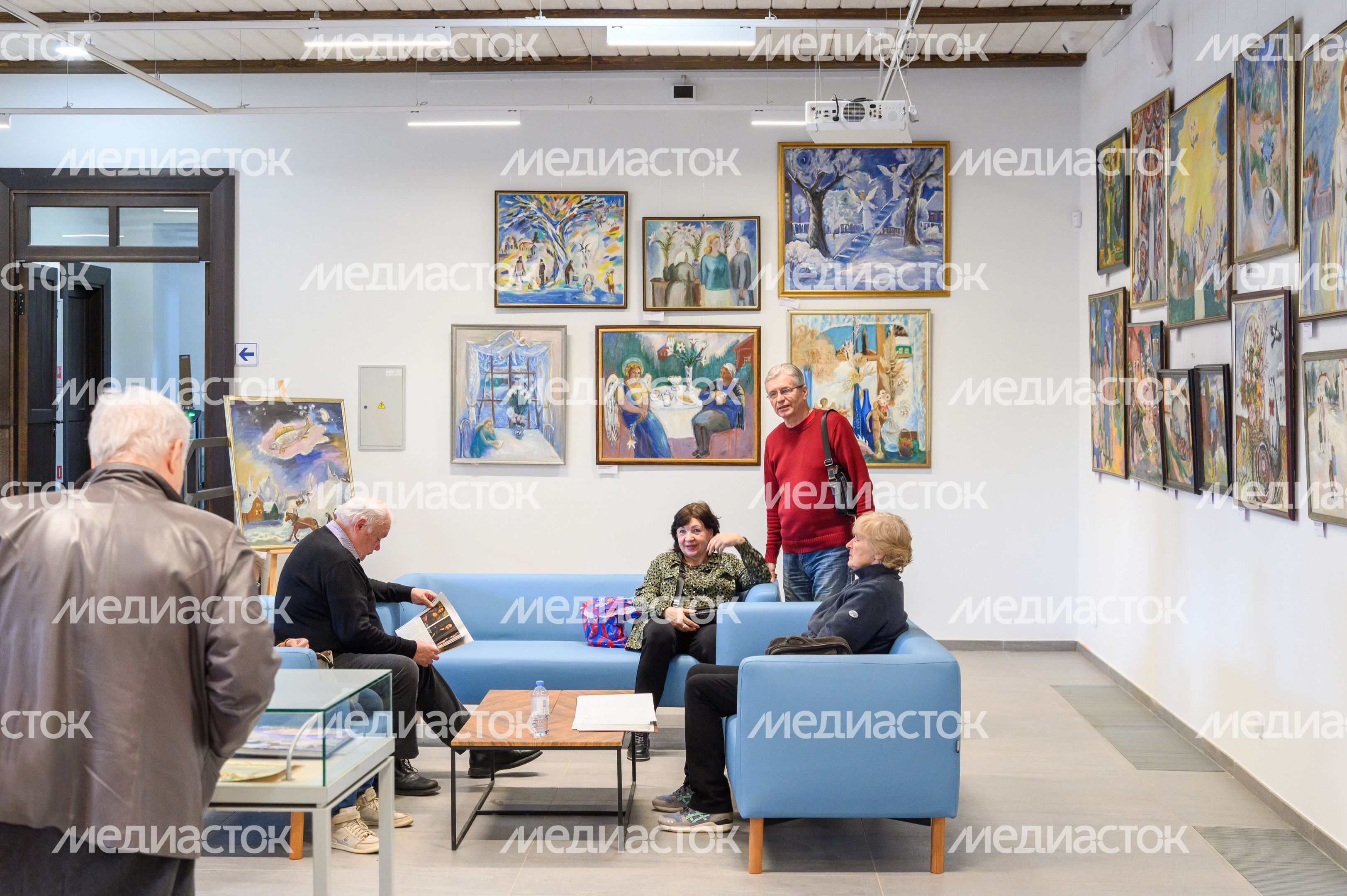 Выставка "Великое простодушие. Искусство на двоих" в Серпухове Выставка "Великое простодушие. Искусство на двоих" в Серпухове