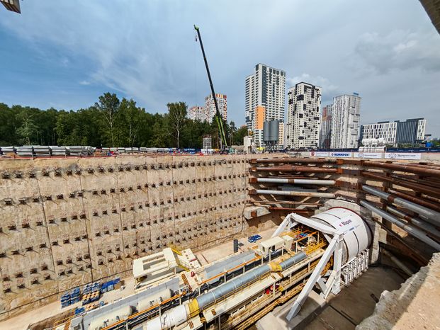 Прокладка тоннеля метро от "Липовой рощи" до "Строгино"