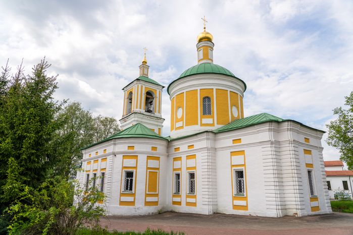 Церковь Усекновения главы Иоанна Предтечи в Чехове