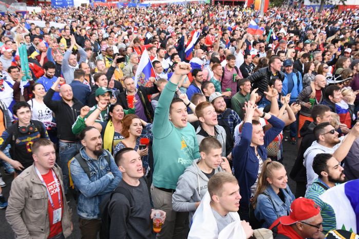 Открытие Чемпионата мира по футболу в Москве на Воробьёвых горах