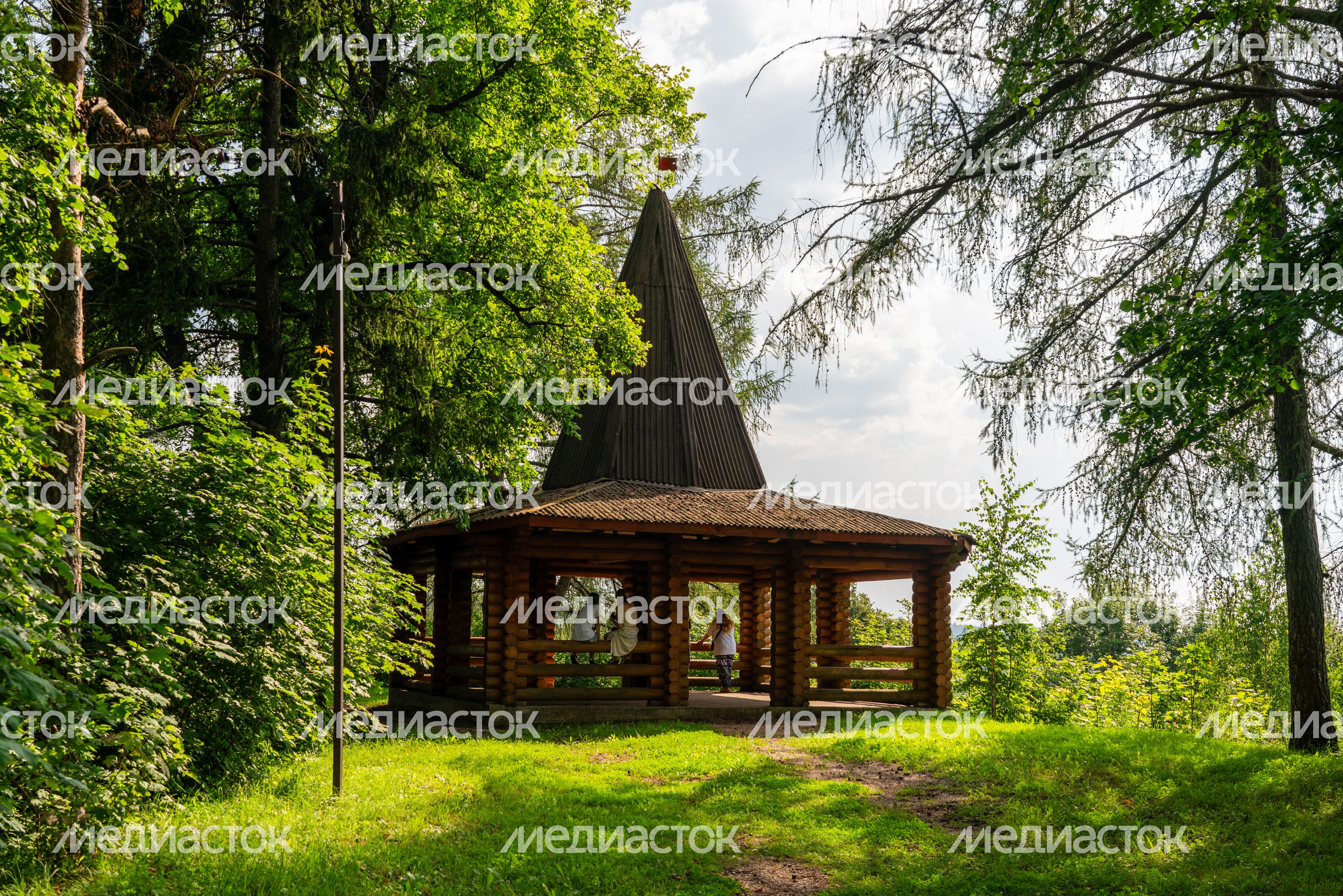 Парк культуры и отдыха "Городок" в Рузе. Лето