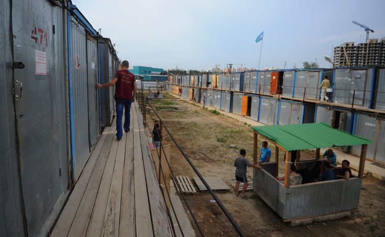 Рейд по пресечению незаконной миграции на стройке в Химках