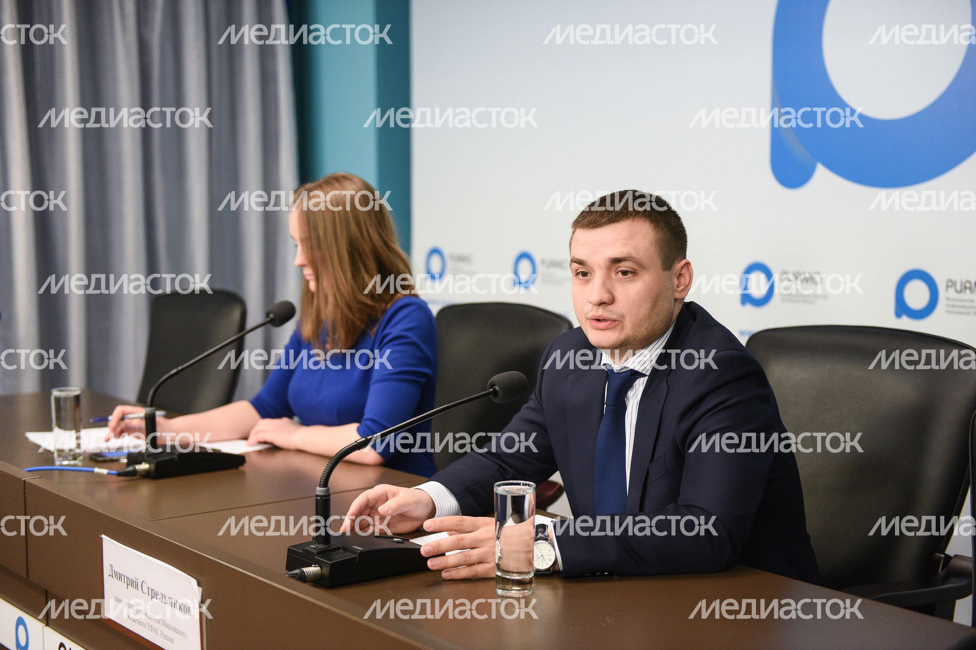 Брифинг по итогам проверок цен в аэропортах Подмосковья в РИАМО